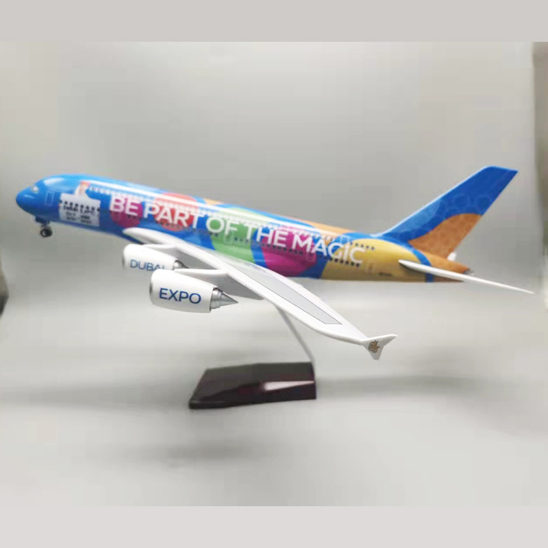 Modellino di Aereo A380 UAE EX - Model Airplane Plastic recensione e prezzo