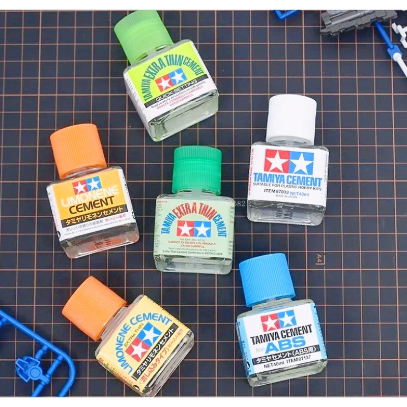 Colla per Modellismo 40ml 8700 - Tamiya Model Paint Set recensione e prezzo